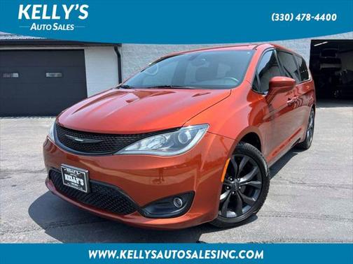 2018 Chrysler Pacifica Touring Plus