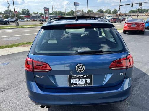 2016 Volkswagen Golf SportWagen TSI Limited Edition