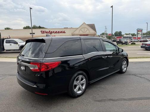 Crystal Black Pearl 2019 Honda Odyssey EX-L