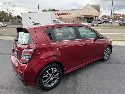 2017 Chevrolet Sonic LT