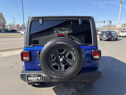 2018 Jeep Wrangler Unlimited Sport