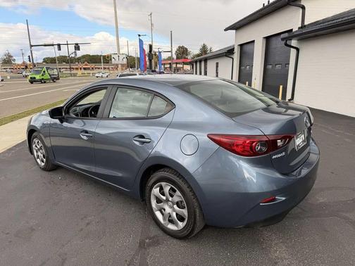 2015 Mazda Mazda3 i Sport