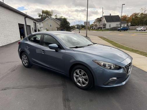 2015 Mazda Mazda3 i Sport