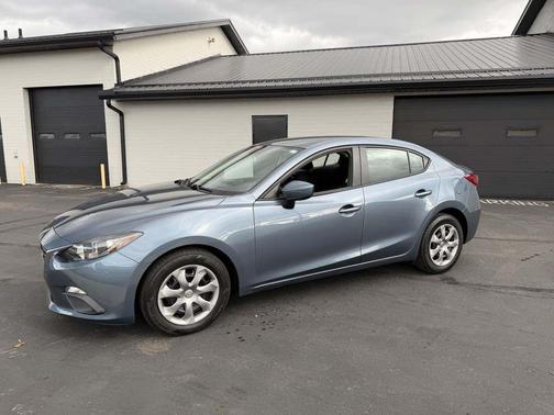 2015 Mazda Mazda3 i Sport