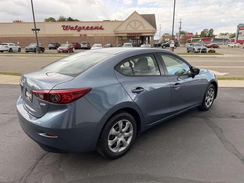 2015 Mazda Mazda3 i Sport
