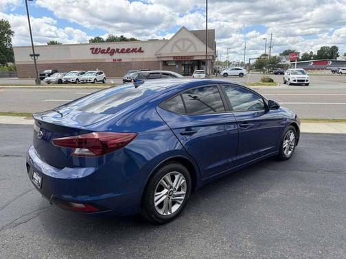 Lakeside Blue 2019 Hyundai ELANTRA SEL