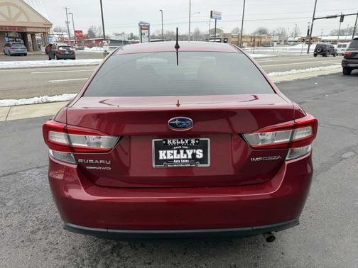 2019 Subaru Impreza 2.0i