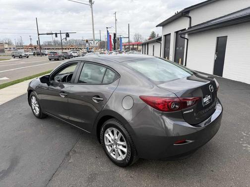 Machine Gray Metallic 2017 Mazda Mazda3 Sport