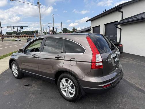 Urban Titanium Metallic 2011 Honda CR-V EX-L