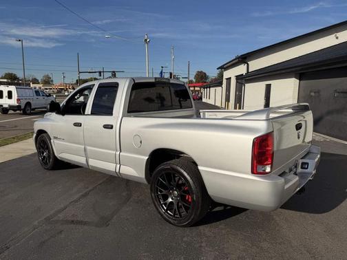 2005 Dodge Ram 1500 SRT-10 Quad Cab