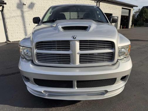 2005 Dodge Ram 1500 SRT-10 Quad Cab