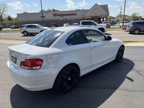 Alpine White 2010 BMW 128 128i