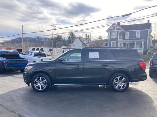 2023 Ford Expedition XLT