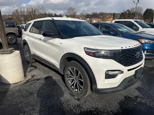 2022 Ford Explorer ST-LINE