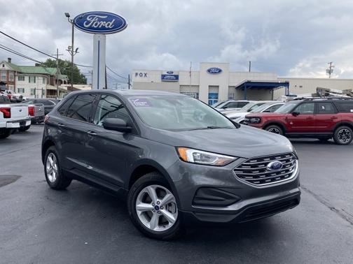 2022 Ford Edge SE