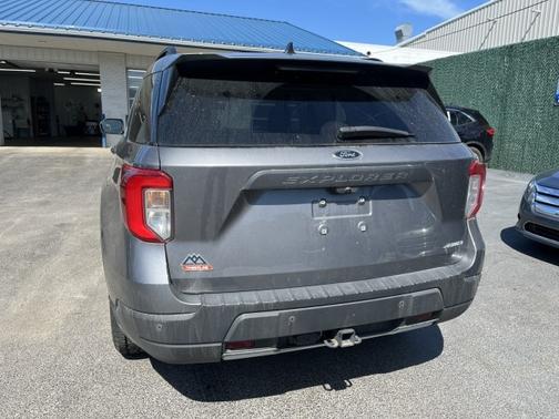 CARBONIZED GRAY METALLIC 2023 Ford Explorer TIMBERLINE