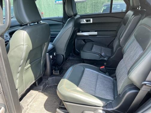 CARBONIZED GRAY METALLIC 2023 Ford Explorer TIMBERLINE