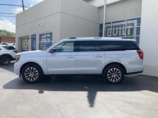 SPACE SILVER METALLIC 2025 Ford Expedition PLATINUM