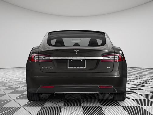 2016 Tesla Model S 90D