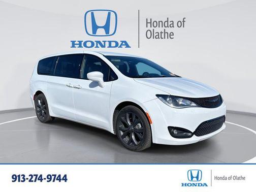 2019 Chrysler Pacifica Touring Plus