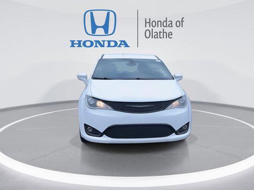 2019 Chrysler Pacifica Touring Plus