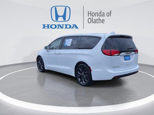 2019 Chrysler Pacifica Touring Plus