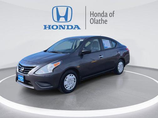 2015 Nissan Versa 1.6 SV