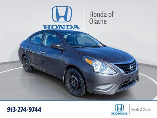 2015 Nissan Versa 1.6 SV