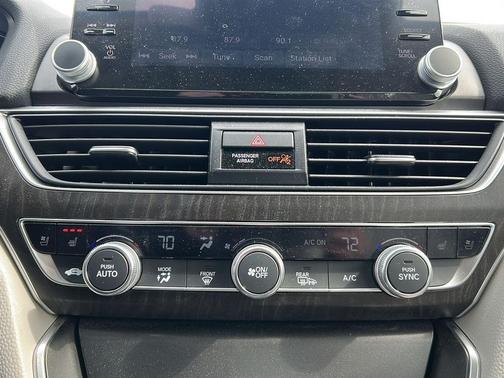 Platinum White Pearl 2021 Honda Accord Hybrid Touring