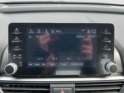 Platinum White Pearl 2021 Honda Accord Hybrid Touring