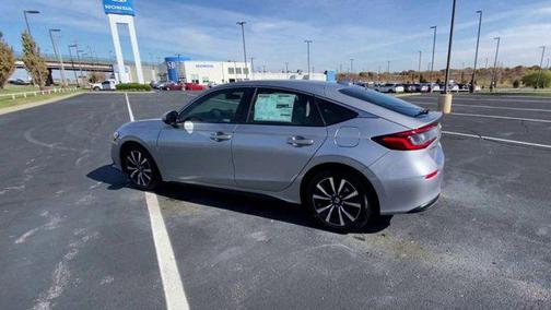 2022 Honda Civic EX-L