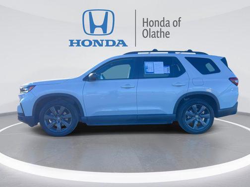 2025 Honda Pilot Sport