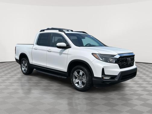Platinum White Pearl 2026 Honda Ridgeline RTL