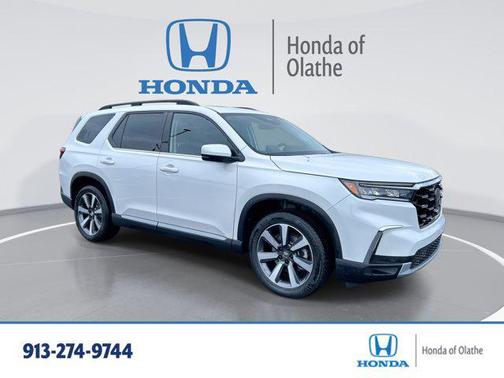 2025 Honda Pilot Touring 8-Passenger