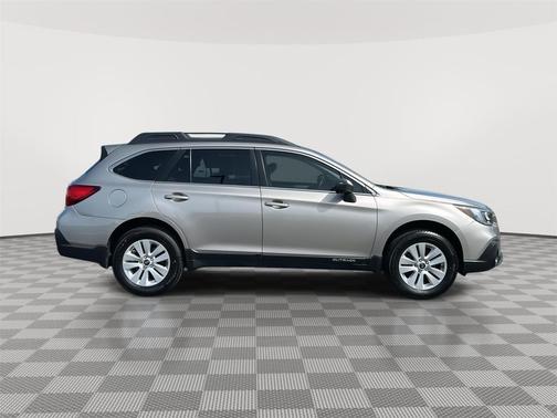 Tungsten Metallic 2018 Subaru Outback 2.5i
