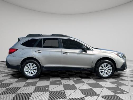 2018 Subaru Outback 2.5i