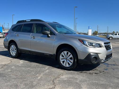 2018 Subaru Outback 2.5i