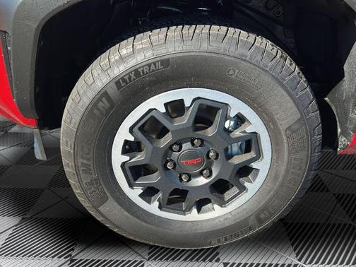 2025 Toyota 4Runner TRD Off Road