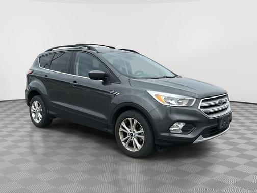 MAGNETIC METALLIC 2018 Ford Escape SE