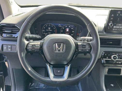 Crystal Black Pearl 2023 Honda Pilot AWD Elite