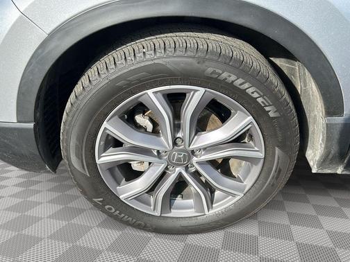 Lunar Silver Metallic 2022 Honda CR-V Hybrid Touring