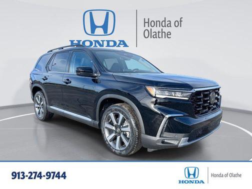 2025 Honda Pilot Touring 8-Passenger