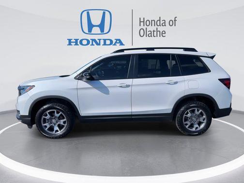 2023 Honda Passport AWD TrailSport