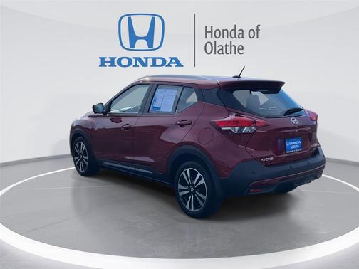 2020 Nissan Kicks SR