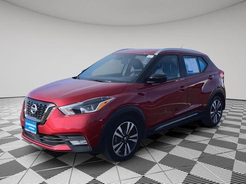 2020 Nissan Kicks SR