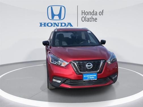 2020 Nissan Kicks SR