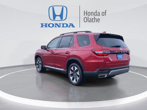 2026 Honda Pilot Touring 8-Passenger