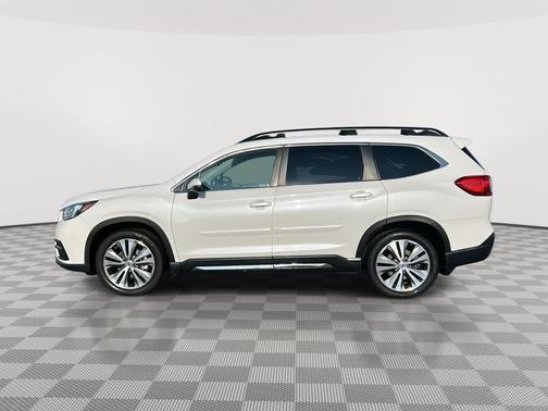 Crystal White Pearl 2019 Subaru Ascent Limited 8-Passenger
