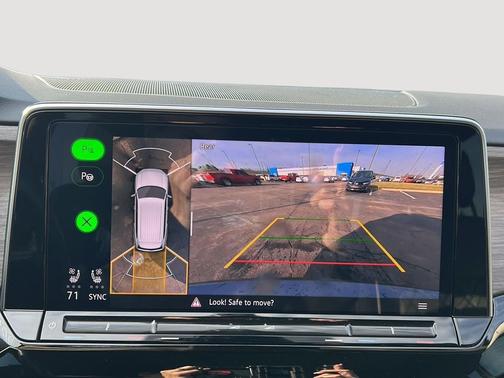 2024 Volkswagen Atlas 2.0T SEL Premium R-Line 4MOTION