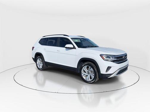 2022 Volkswagen Atlas 3.6L SE w/Technology